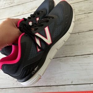 New Balance 775v3 Running Course Shoes Black Women Sz 10